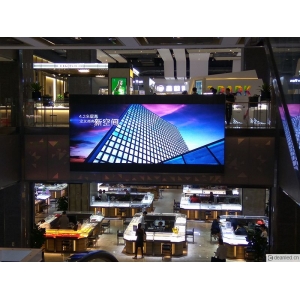 某珠宝广场中庭显示屏