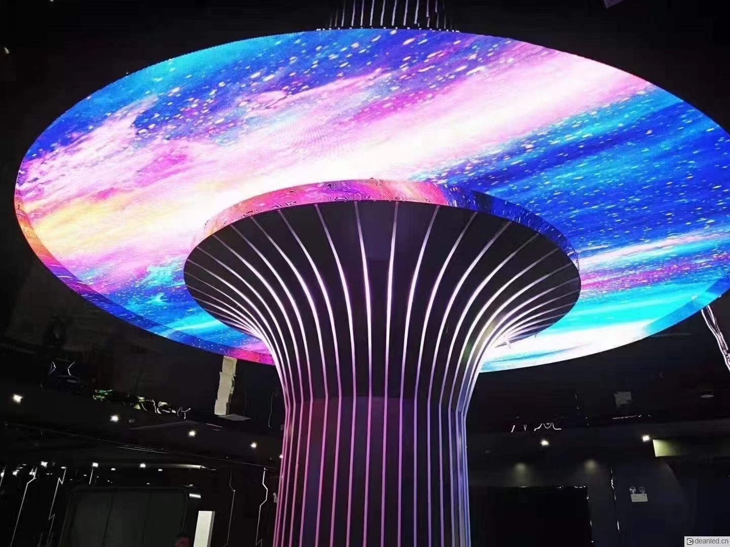 酒吧装璜中LED显示屏的应用(图6)