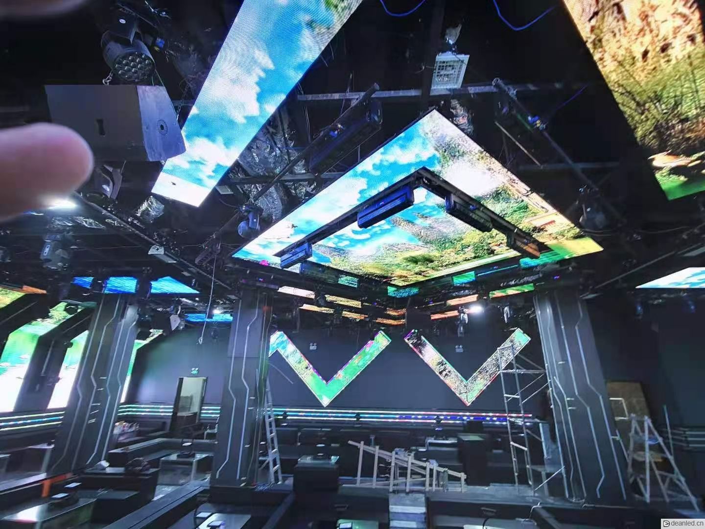 酒吧装璜中LED显示屏的应用(图4)